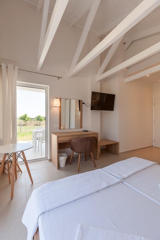 White Villas Douneika  エクステリア 写真