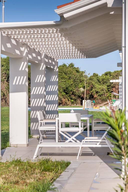 White Villas Douneika  エクステリア 写真