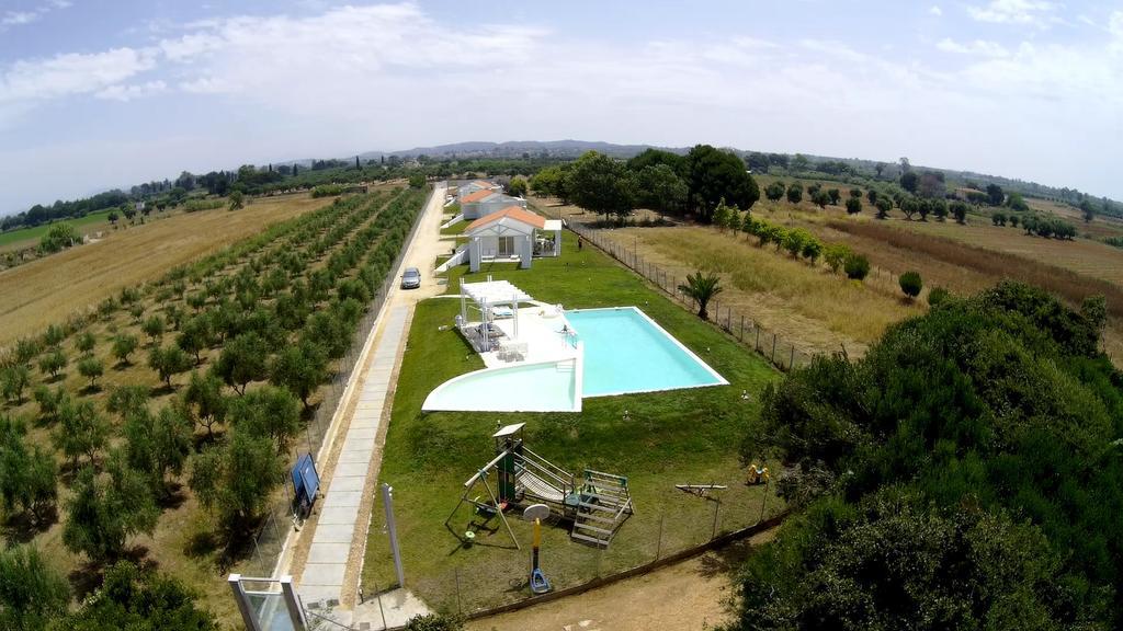 White Villas Douneika  エクステリア 写真